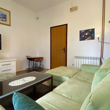Apartment Gracijana Πόρετς Εξωτερικό φωτογραφία